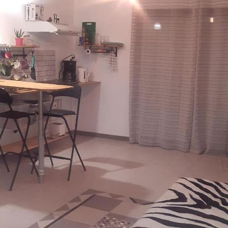 Bourg-Saint-Bernard Studio Bonne Nuit מראה חיצוני תמונה